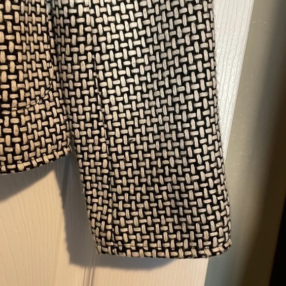 Dizzy Lizzie NWT women’s black and white jacket size XS - Picture 6 of 11